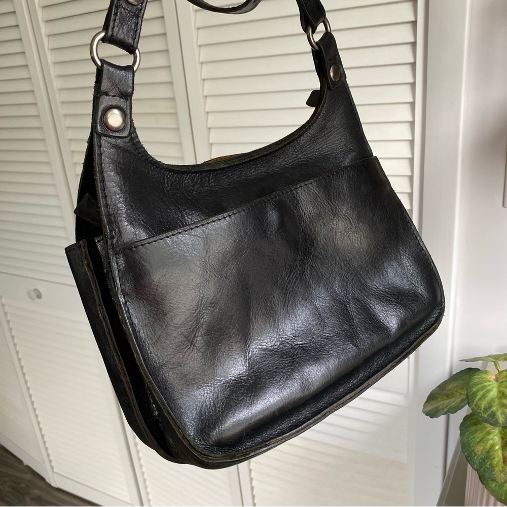 Patricia Nash Black Leather Crossbody Bag - Picture 7 of 12